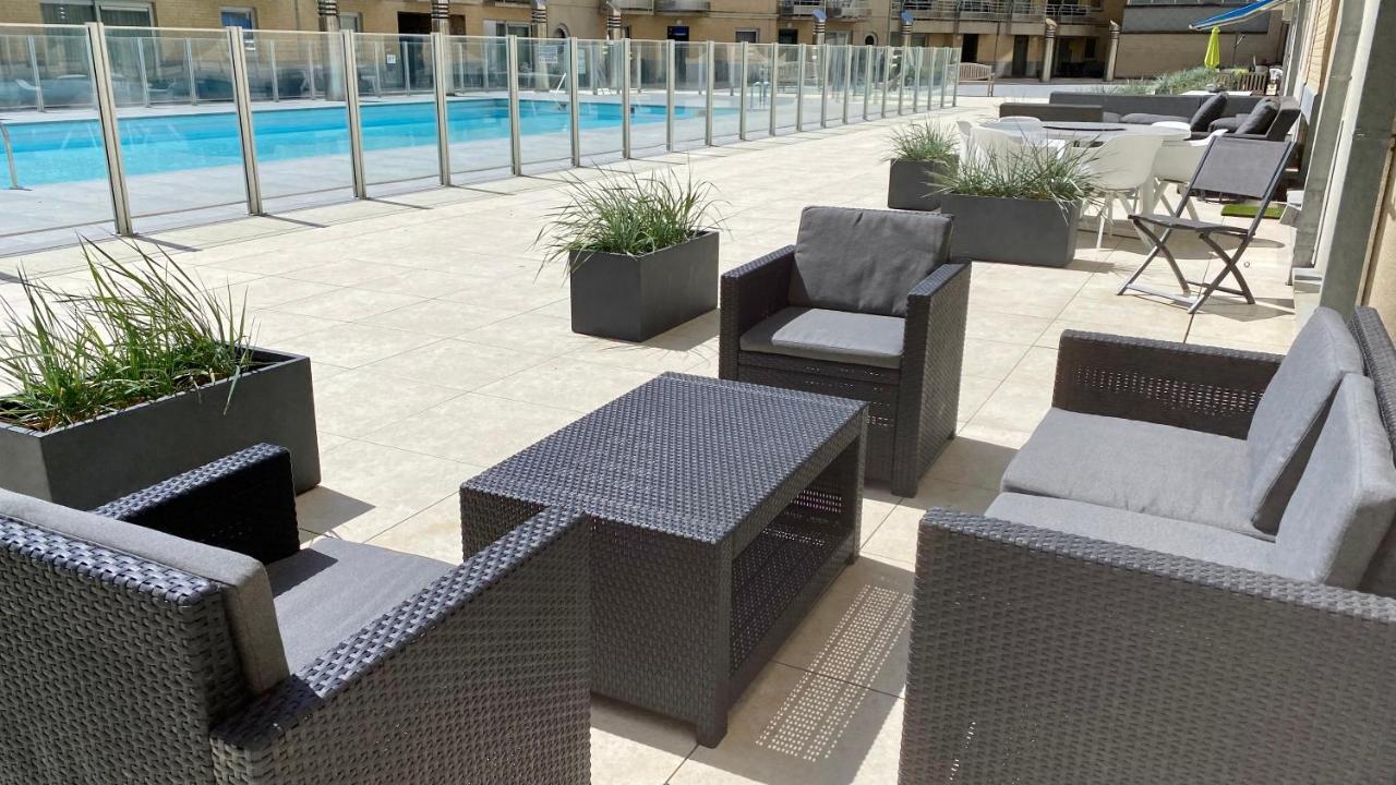Deluxe Apartment With Shared Pool Ostende Exterior foto